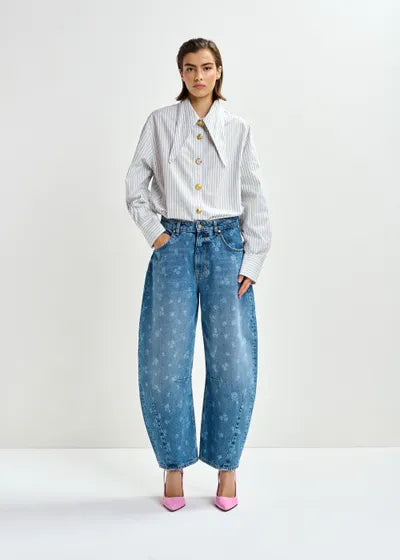 ESSENTIEL ANTWERP - JO1 Barrel Leg Jeans - Stylish Denim for Spring 2026
